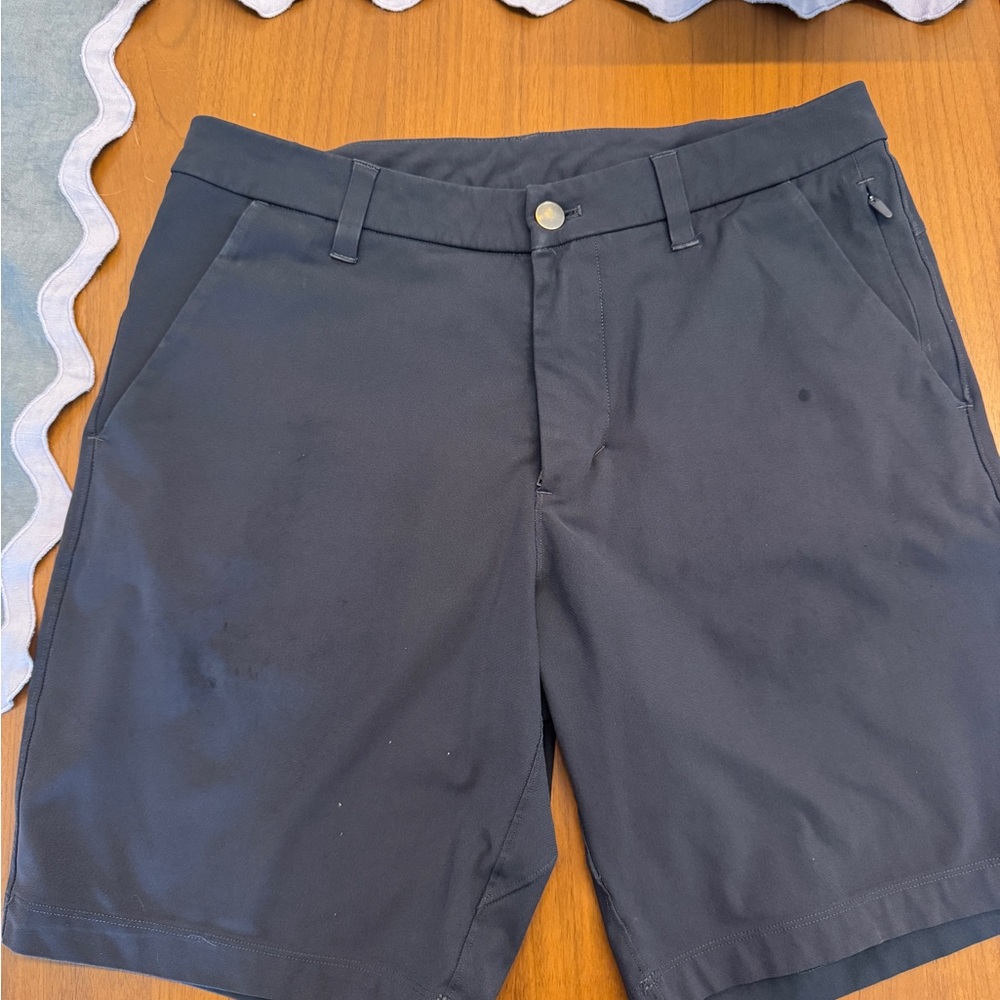 lululemon athletica Men's Dark Gray Flat Front Shorts